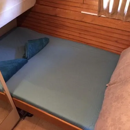 船屋 泻湖船屋